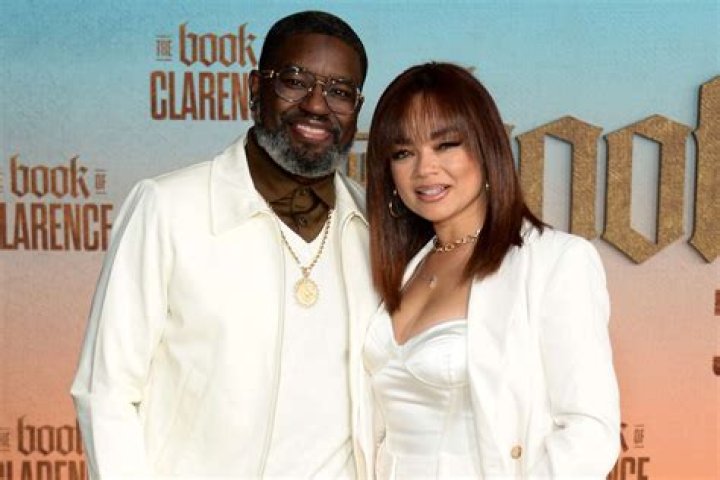 
A Look Into Lil Rel Howery And Dannella Lane’s Relationship	