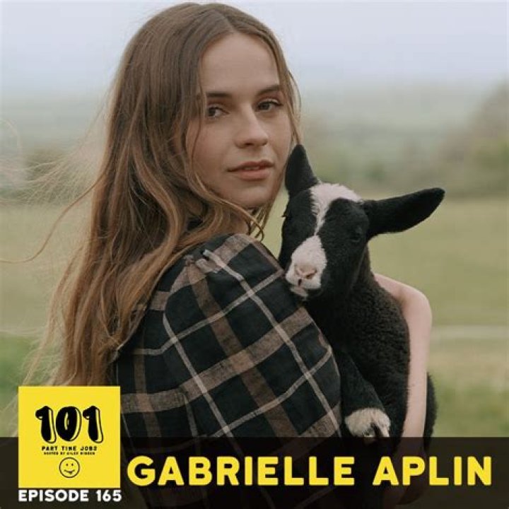 Artist 101: Gabrielle Aplin