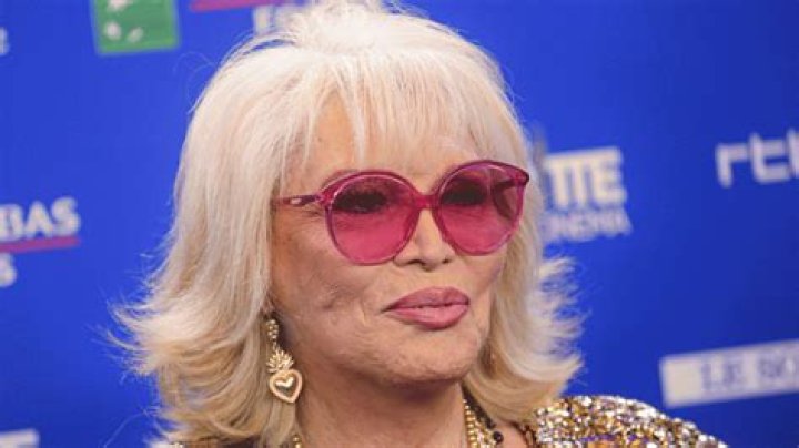 Aujourd’hui Amanda Lear Et Son Fils
