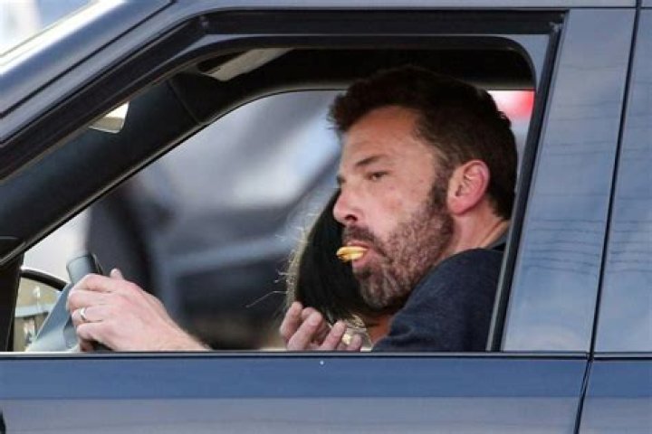 Ben Affleck Cheats With Emily Ratajkowski, The Nude Model In Blurred Lines Video – Jennifer Garner Goes Insane