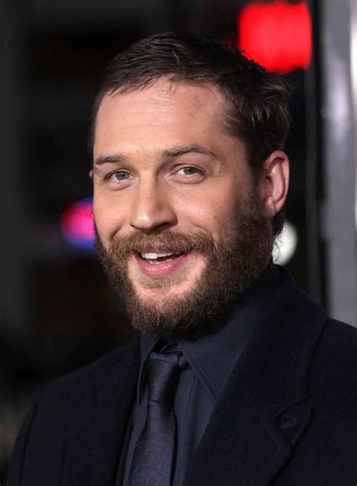 Benjamin Hardy - Net Worth, Age, Height, Birthday, Bio, Wiki!