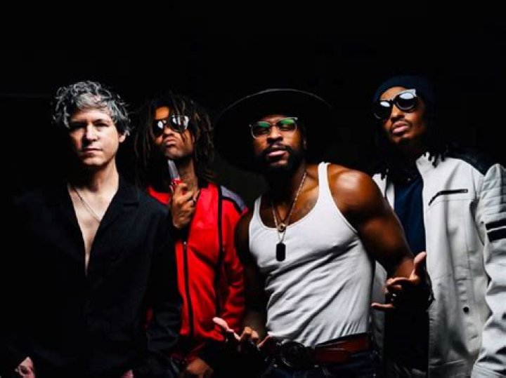 CelebMix Talks with Baba Jenkins about “Touro de Lide” and Their Aggressive Sound