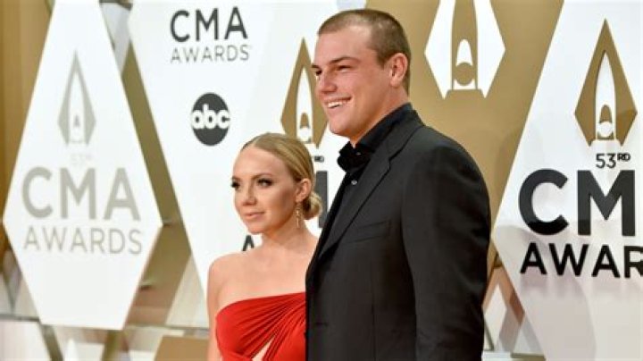 Danielle Bradbery Shares Charlie's Angels Track 'Blackout'