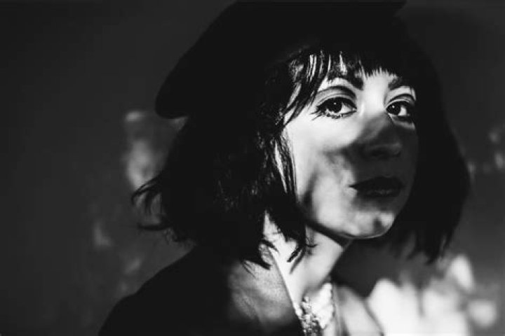 DISCOVER: Starleen encourages listeners to always move forward in dark indietronica debut LP "To Give In"