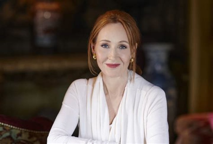 Eddie Redmayne talks about his first meeting with J.K. Rowling