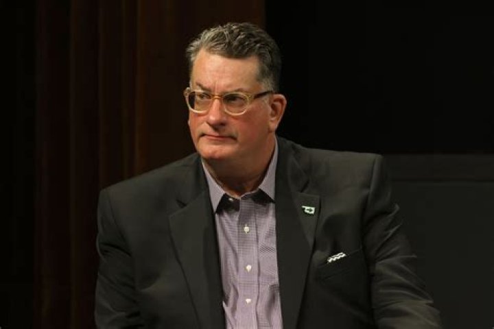 Fame | James Gordon Meek net worth and salary income estimation Jan, 2024