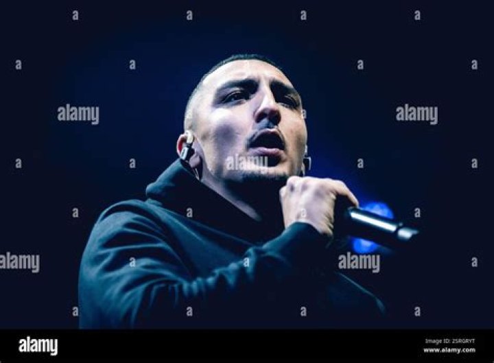 Fame | Morad (Spanish rapper) net worth and salary income estimation Apr, 2024