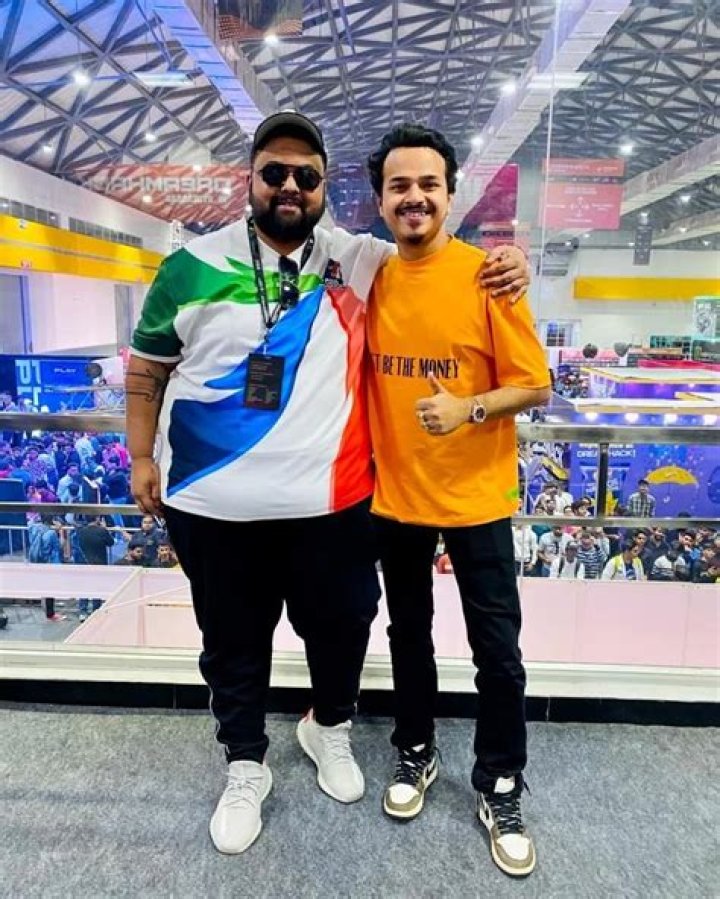 Fame | Pavitra Lokesh net worth and salary income estimation Apr, 2024