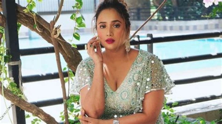 Fame | Priyanshu Chatterjee net worth and salary income estimation Apr, 2024