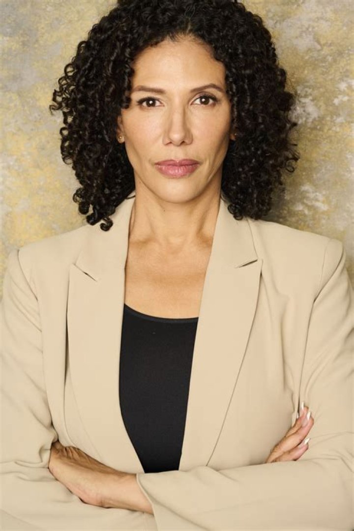 Fame | Wendy Davis (actress) net worth and salary income estimation Jan, 2024