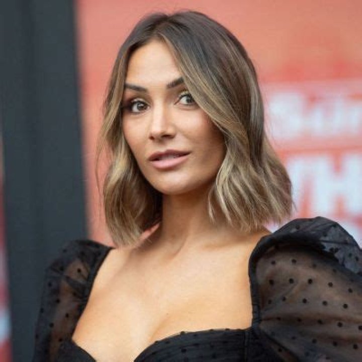 Frankie Bridge- Wiki, Age, Height, Net Worth, Husband, Ethnicity