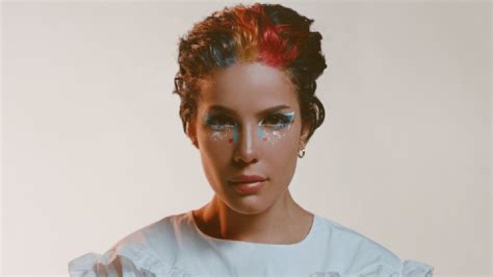 Halsey releases new single "Graveyard"