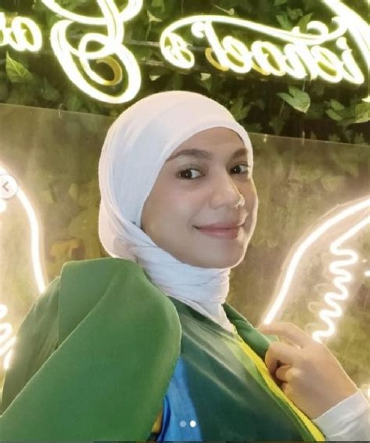 Indah Nevertari’s Boyfriend: Who is Indah Nevertari Dating?