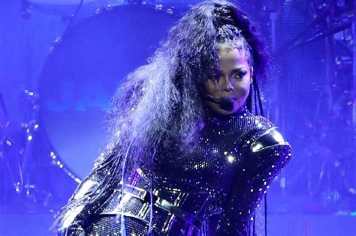 Janet Jackson Pushed Back Tour