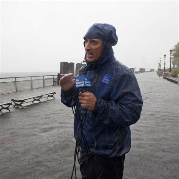 Jim Cantore Wife: Is He Married? Meteorologist Relationship And Wiki