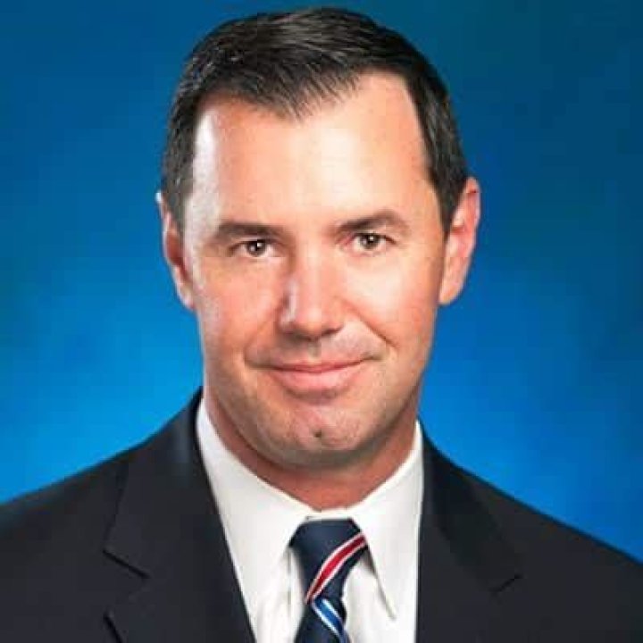 Joe Concha- Age, Height, Wife, Net Worth, Ethnicity