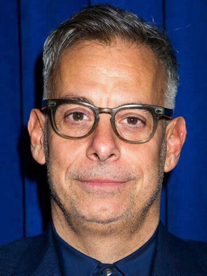 Joe Mantello Net Worth 2024, Age, Height, Bio, Birthday, Wiki!