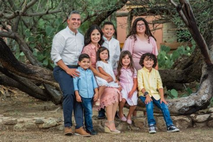 Juan Ciscomani Wife Laura Ciscomani Age, Wikipedia, Instagram, Children