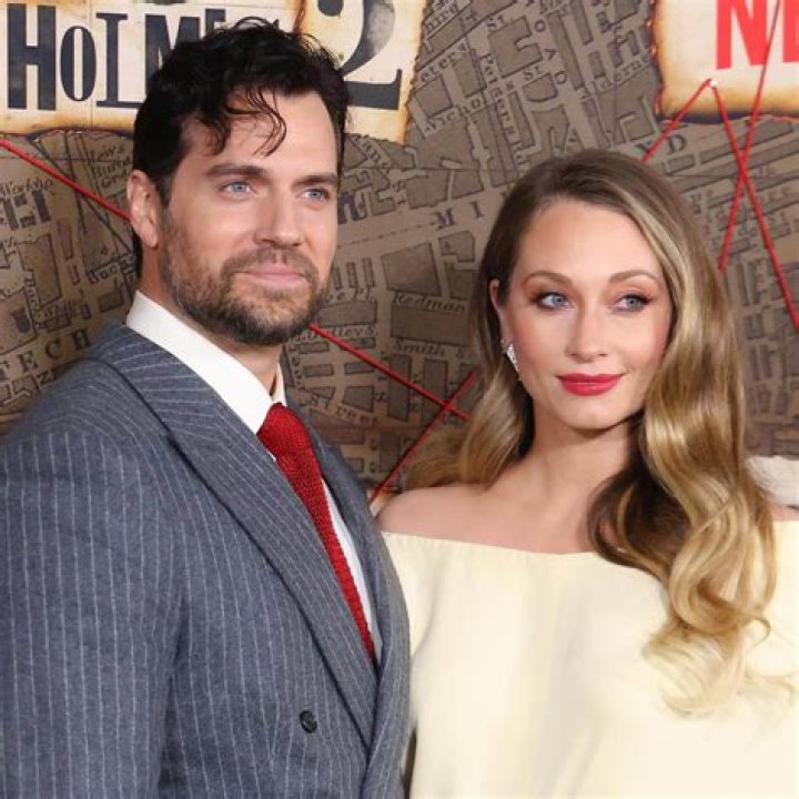 Julia Garner Biography: Husband, Net Worth, Instagram, Nominations, Age, Movies, TV Shows, Wikipedia, Height, Accent