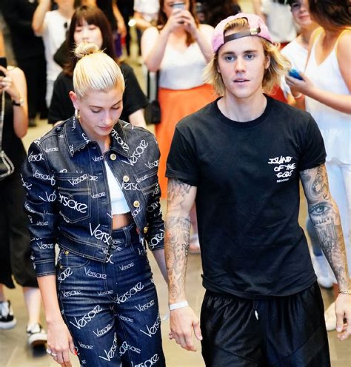 Justin Bieber and Hailey Baldwin are Engaged!