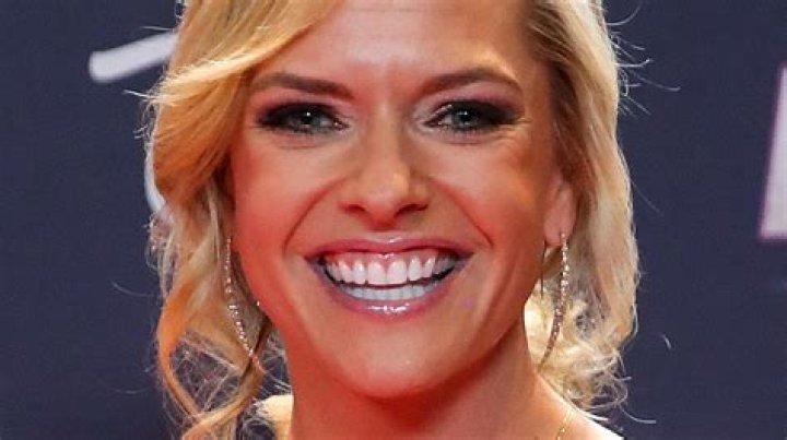 Kathryn Tappen Husband Jay Leach Wiki, Biography, Age, Height, Instagram, Net Worth!