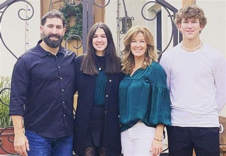 Ken Caminiti- Wiki, Age, Ethnicity, Wife, Height, Net Worth, Career