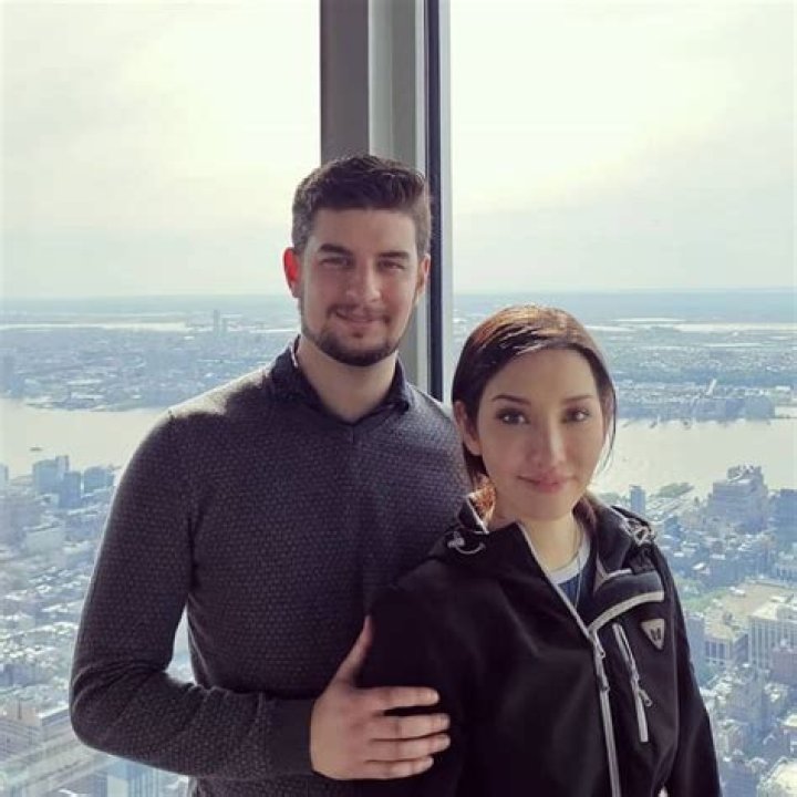 Lauren Chen- Age, Boyfriend, Net Worth, Height, Ethnicity