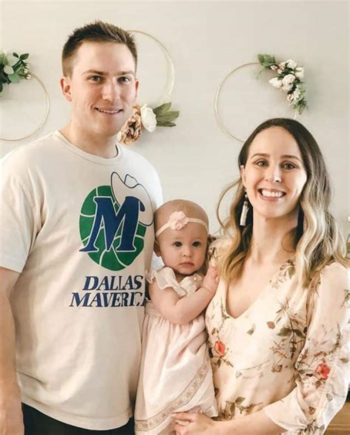 MAFS Stars Danielle Bergman and Bobby Dodd Welcome A Baby Girl!