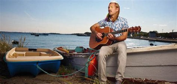 Matt Koelsch Unleashes his Sensual Single and Video “Part Time Lover”