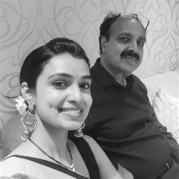 Mayuri Deshmukh- Bio, Age, Height, Net Worth, Husband, Marriage