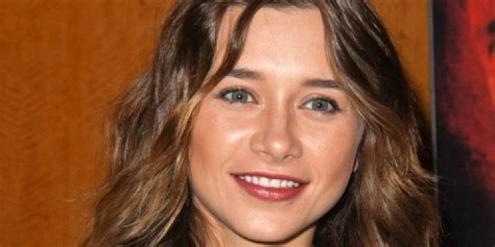 Olesya Rulin Biography: Age, Height, Net Worth, Movies, Instagram, Husband, Children, Sibling, Parent