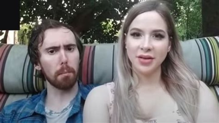 Pink Sparkles’s Boyfriend: Who is Pink Sparkles Dating?