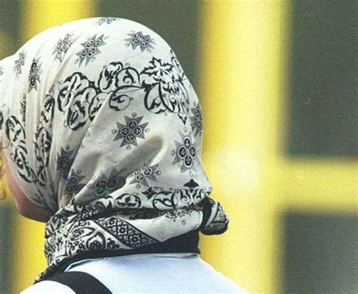 Restaurant Hendaye Femme Voilée