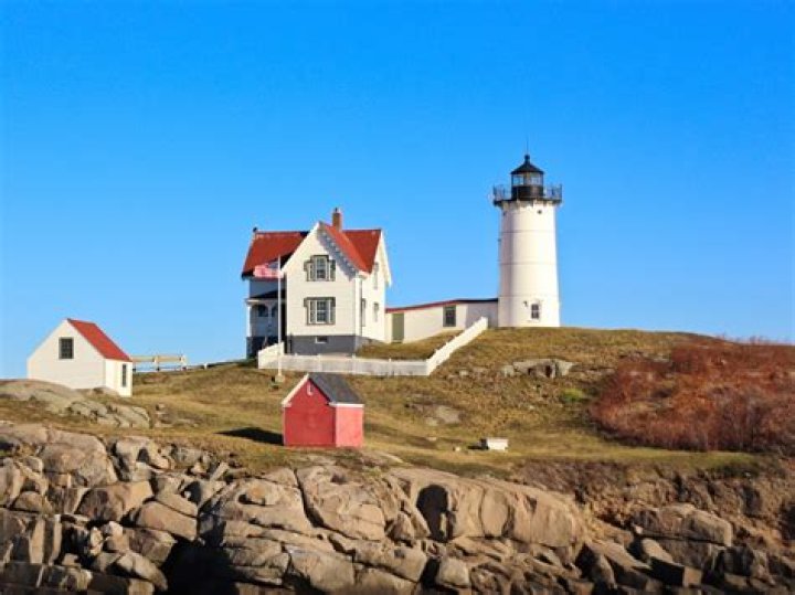 REVIEW: Bars and Melody stop off in Newcastle on The Lighthouse Tour