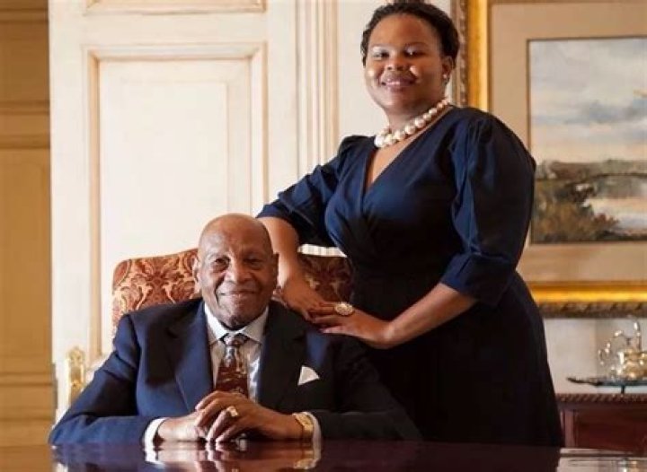 Richard Maponya Biography: House, Wife, Children, Age, Businesses, Net Worth, Companies, Story