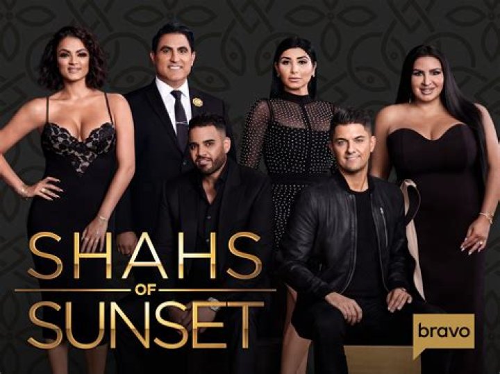 Shahs of Sunset Recap 7/23/17: Season 6 Episode 2 “A Long Trip for a Short Apology”
