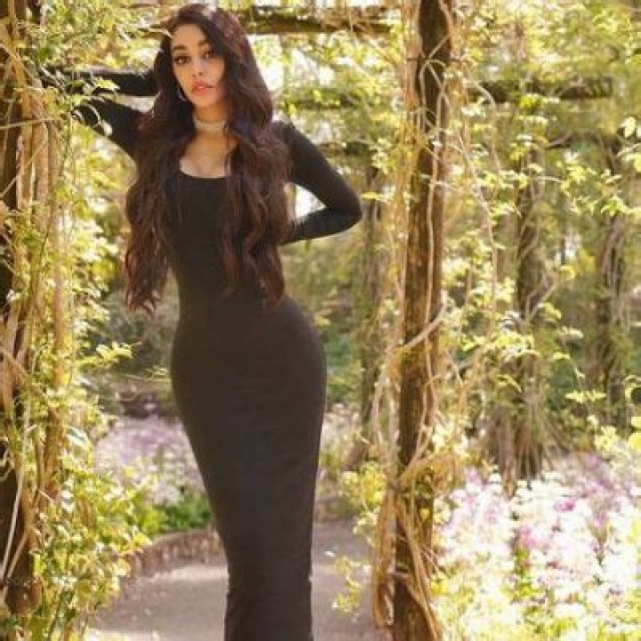 Sonya Cruz- Wiki, Age, Height, Boyfriend, Net Worth, Ethnicity