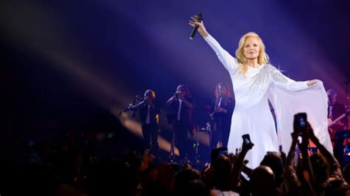 Taille De Sylvie Vartan