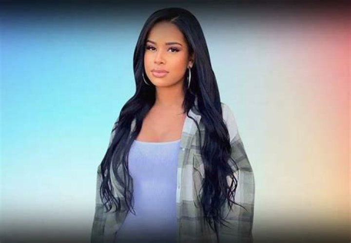 Taina Williams Biography: Boyfriend, Age, Twitter, Mom, Instagram, Parents, Dad, Baby, G Herbo, Wikipedia, Husband, Height, Zodiac Sign