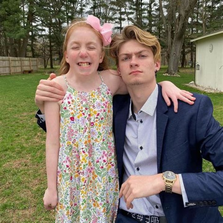 Tommy Unold- Age, Net Worth, Height, Girlfriend, Career