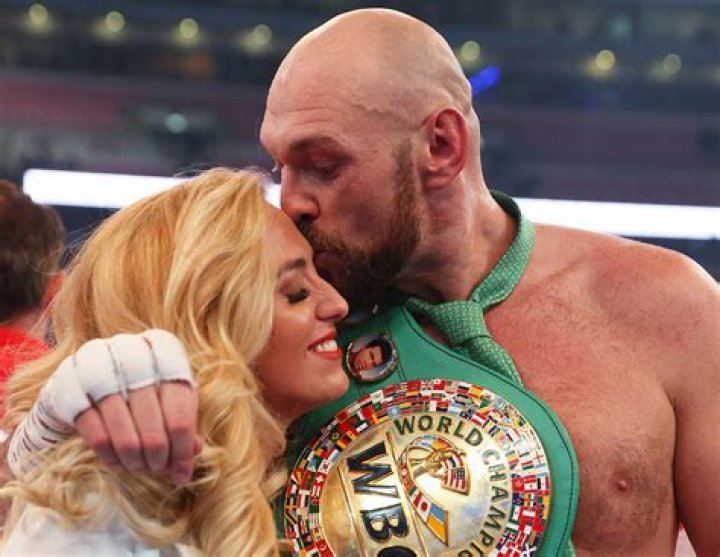 Tyson Fury’s Wife: Who is Tyson Fury Dating?