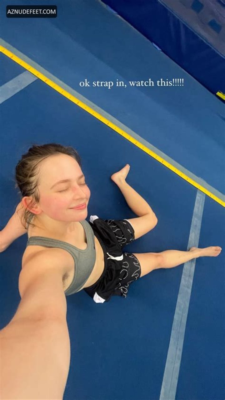 What is Alexis G. Zall's Snapchat?