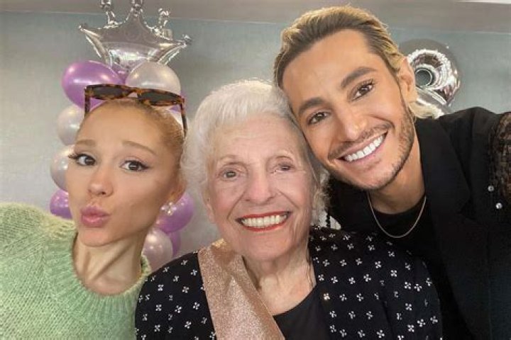 What is Frankie Grande's Snapchat?