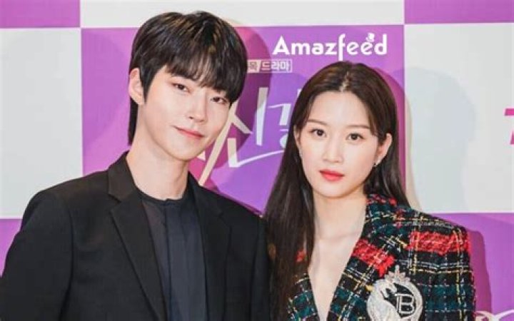 Who is Hee-chan Hwang Dating – Hee-chan Hwang's Girlfriend & Exes