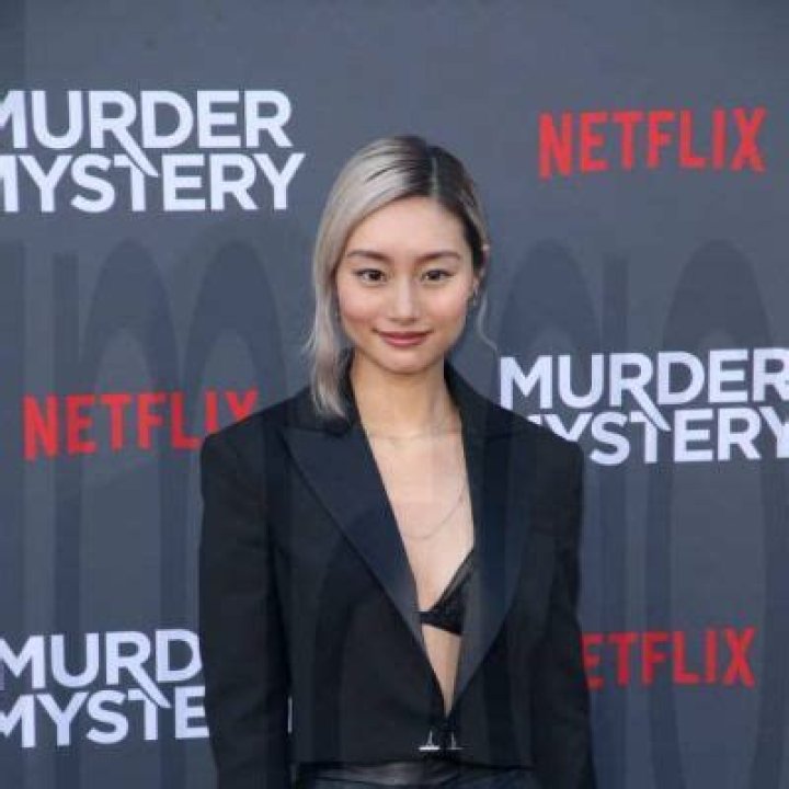 Who is Shiori Kutsuna? Wiki, Age, Height, Net Worth, Boyfriend, Career