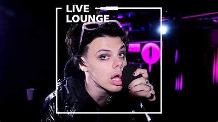 YUNGBLUD dazzles in phenomenal Live Lounge debut